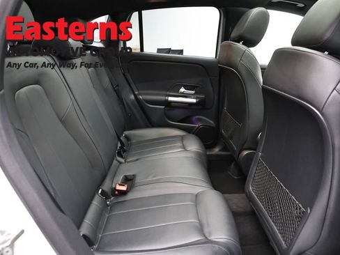 Used 2022 Mercedes-Benz GLA 250 4MATIC w/ Premium Package Lite image 25