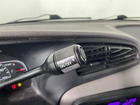 Used 2002 Ford Windstar LX image 8