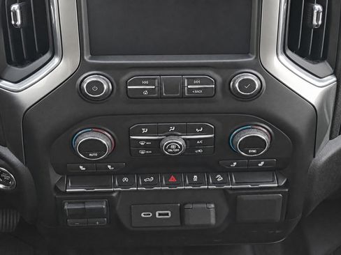Used 2020 Chevrolet Silverado 1500 RST w/ True North Edition AWD/4WD image 15