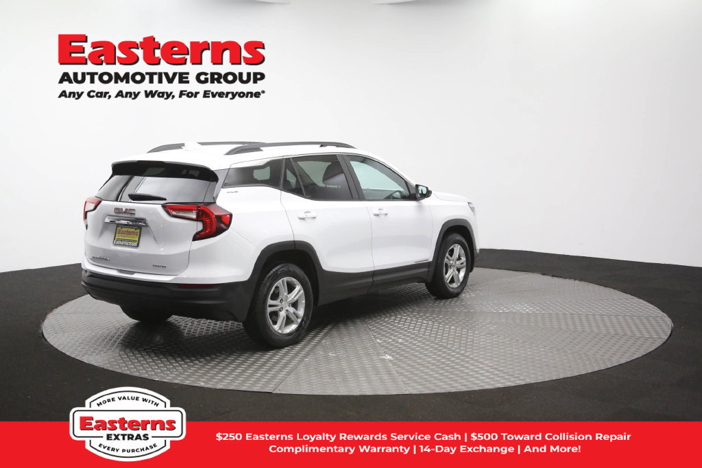 Used 2023 GMC Terrain SLE w/ Driver Convenience Package AWD/4WD image 44