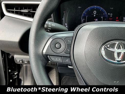 Used 2026 Toyota Corolla LE w/ Carpet Mat Package (TMS) image 11