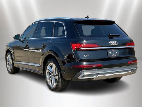 Used 2023 Audi Q7 3.0T Premium Plus AWD/4WD image 4