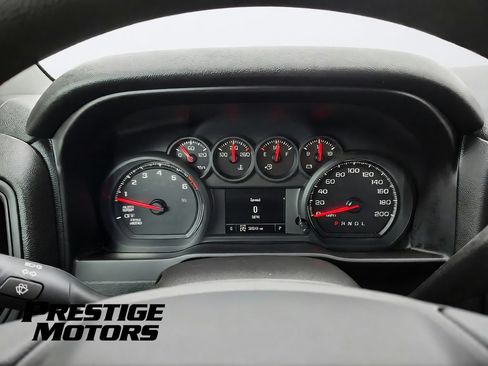 Used 2020 Chevrolet Silverado 1500 Custom w/ Rally Edition AWD/4WD image 31