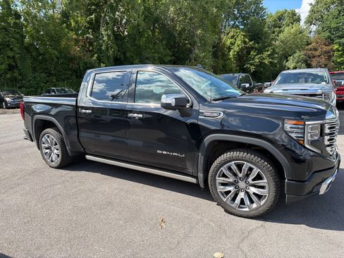 Used 2024 GMC Sierra 1500 Denali AWD/4WD image 5