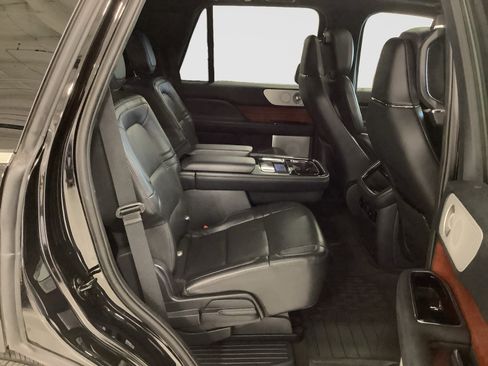 Used 2024 Lincoln Navigator Reserve AWD/4WD image 20