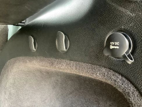 Used 2015 Jeep Grand Cherokee Limited AWD/4WD image 22