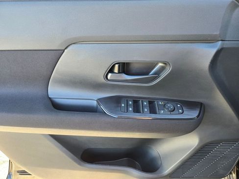 New 2026 Nissan Kicks S FWD image 9