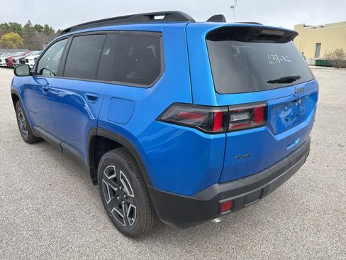 New 2026 Jeep Cherokee Limited image 3