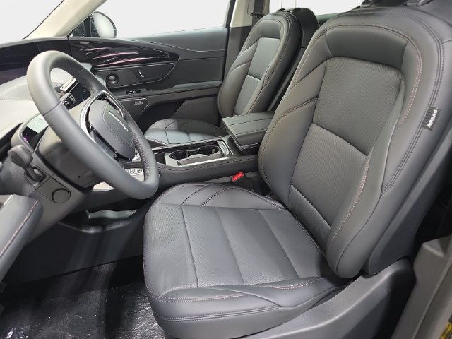 New 2026 Lincoln Nautilus Premier w/ Equipment Group 102A AWD/4WD image 11