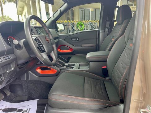 Used 2024 Nissan Frontier PRO-4X w/ Off-Road Protection Package image 10