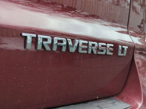 Used 2015 Chevrolet Traverse LT image 30