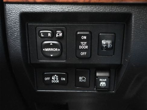 Used 2021 Toyota Tundra 1794 Edition AWD/4WD image 25