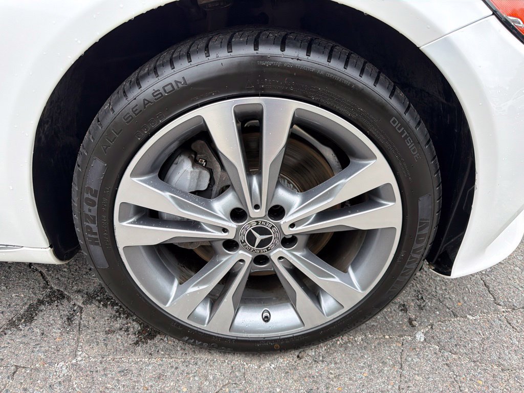 Used 2019 Mercedes-Benz C 300 4MATIC Sedan image 9