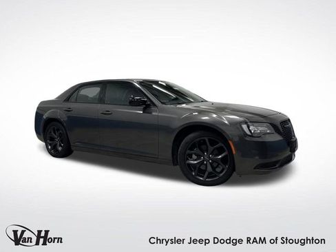 Used 2023 Chrysler 300 Touring w/ Sport Appearance Package image 1