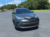 Used 2022 Toyota C-HR XLE image 4