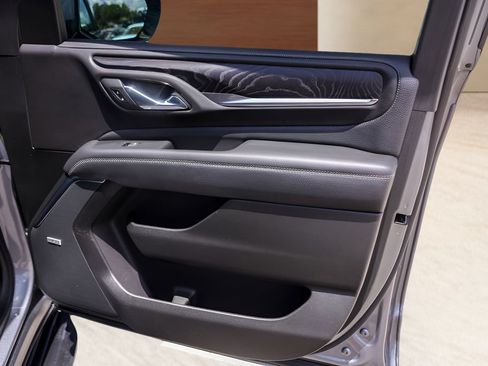 Used 2021 GMC Yukon Denali RWD image 29