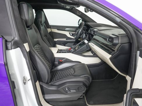 Used 2021 Lamborghini Urus image 9