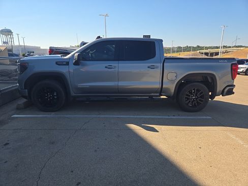 Used 2025 GMC Sierra 1500 Elevation AWD/4WD image 2