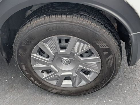 Used 2025 Nissan Kicks S FWD image 24