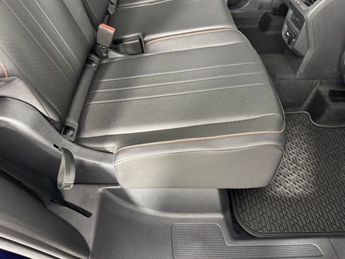 Used 2024 Volkswagen Tiguan Wolfsburg Edition image 27