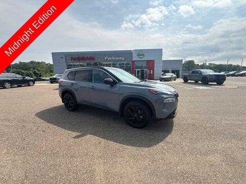 Used 2023 Nissan Rogue SV w/ SV Premium B Package AWD/4WD image 1