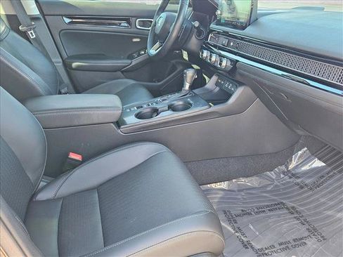 Used 2023 Honda Civic Touring image 21