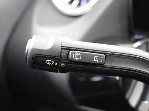 Used 2025 Mercedes-Benz GLA 250 image 23