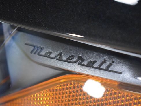 Certified 2022 Maserati Levante Modena image 2