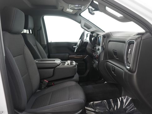 Used 2019 Chevrolet Silverado 1500 RST image 14