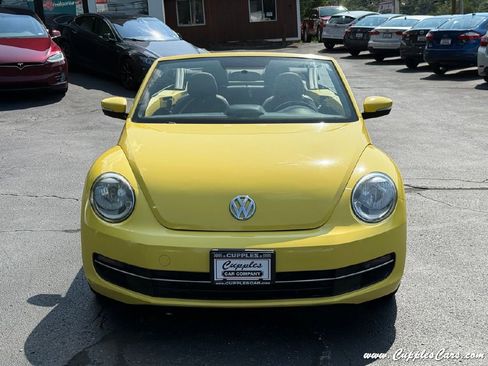 Used 2014 Volkswagen Beetle TDI image 35