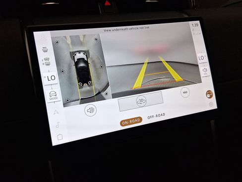 New 2025 Land Rover Discovery Sport S image 25