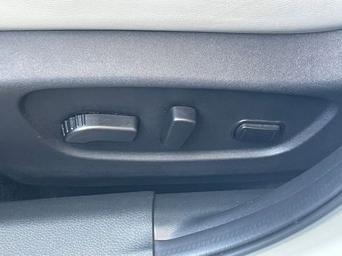 Used 2022 Nissan Rogue Sport SL image 22