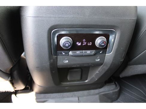 Used 2023 Chevrolet Tahoe Z71 w/ Luxury Package image 25