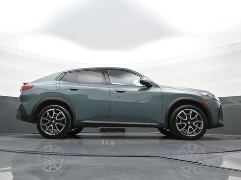 Used 2025 BMW X2 xDrive28i AWD/4WD image 28