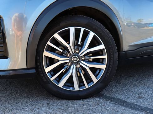 Used 2021 Nissan Kicks SV FWD image 5
