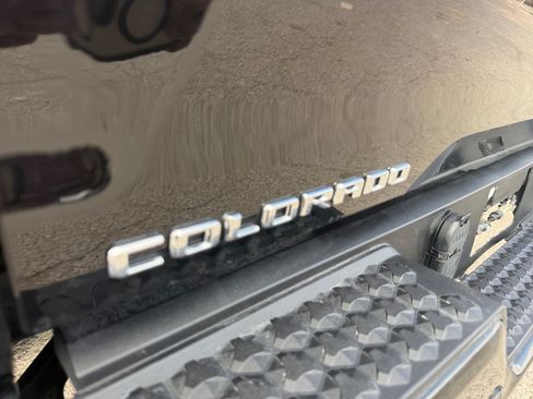 Used 2024 Chevrolet Colorado W/T w/ Advanced Trailering Package RWD image 27