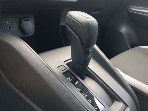 Used 2025 Nissan Versa S w/ Trunk Package FWD image 26