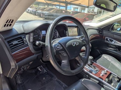 Used 2016 INFINITI Q70 L 3.7 AWD/4WD image 10