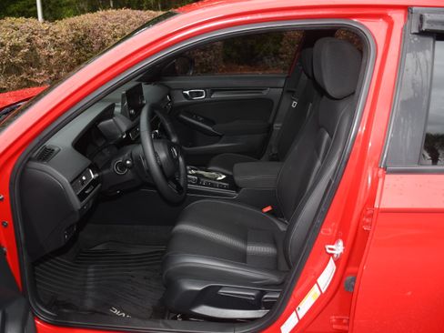 Used 2024 Honda Civic Sport image 7