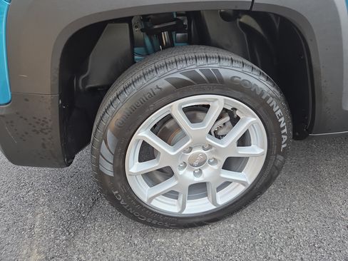 Used 2021 Jeep Renegade Limited AWD/4WD image 29