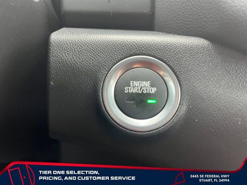 Used 2024 GMC Terrain SLE AWD/4WD image 29