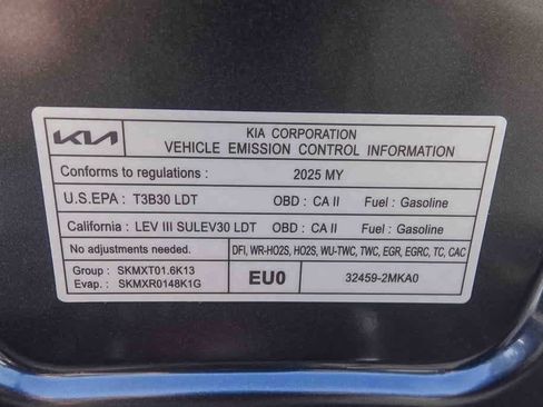 Certified 2025 Kia Carnival LXS image 29