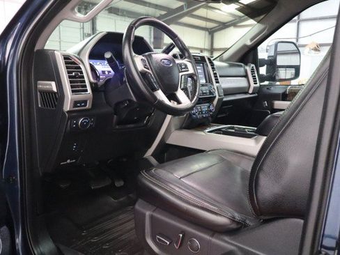 Used 2017 Ford F250 Lariat w/ Chrome Package AWD/4WD image 37