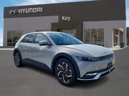 Certified 2023 Hyundai Ioniq 5 SEL AWD/4WD image 1