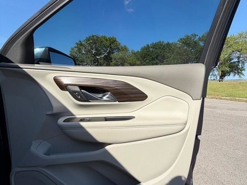 Used 2019 GMC Terrain Denali w/ Advanced Safety Package image 13