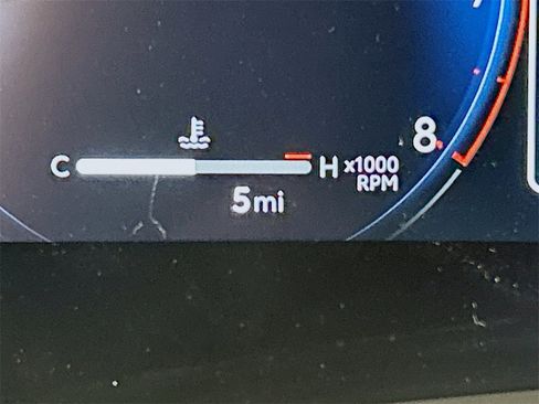 New 2025 Toyota Highlander Limited image 10