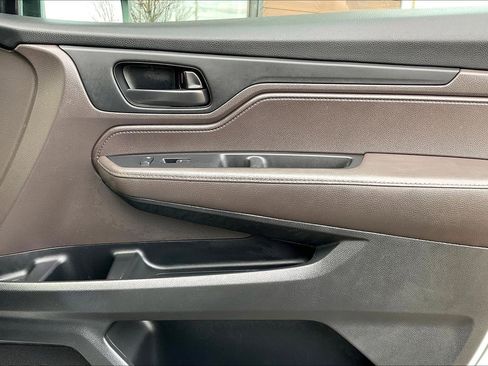 Used 2018 Honda Odyssey EX-L image 22