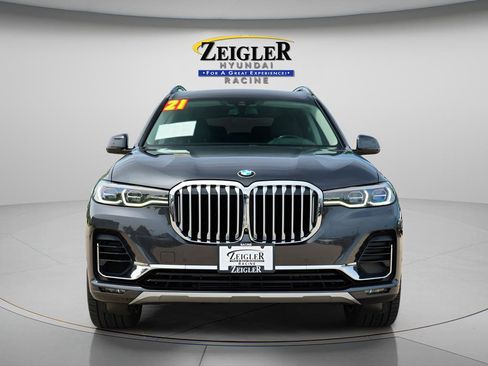 Used 2021 BMW X7 xDrive40i w/ Premium Package AWD/4WD image 2