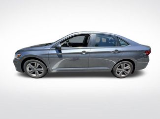 Used 2022 Volkswagen Jetta SE FWD video 2