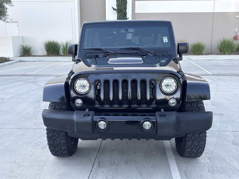 Used 2018 Jeep Wrangler Unlimited Sahara image 8